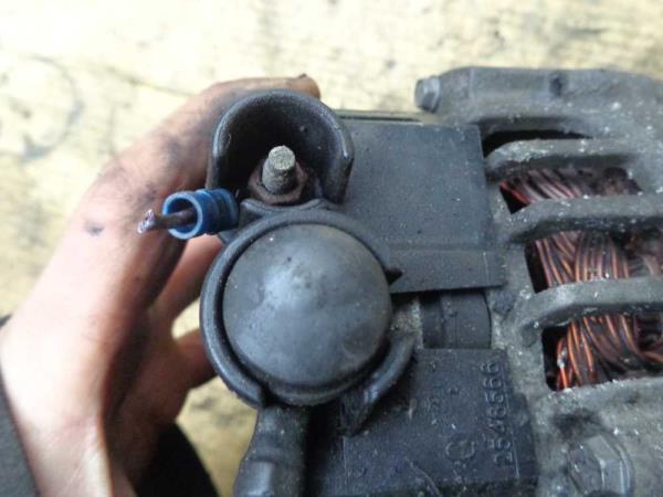 ALTERNATEUR 90AMP CITROEN/PEUGEOT/FIAT - Vue 4